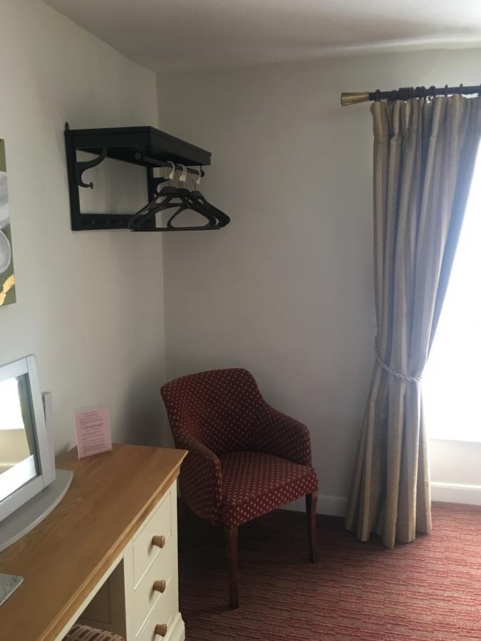 Winston Manor Guesthouse Rooms Churchill  Esterno foto