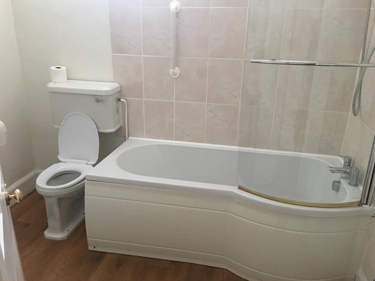 Winston Manor Guesthouse Rooms Churchill  Esterno foto