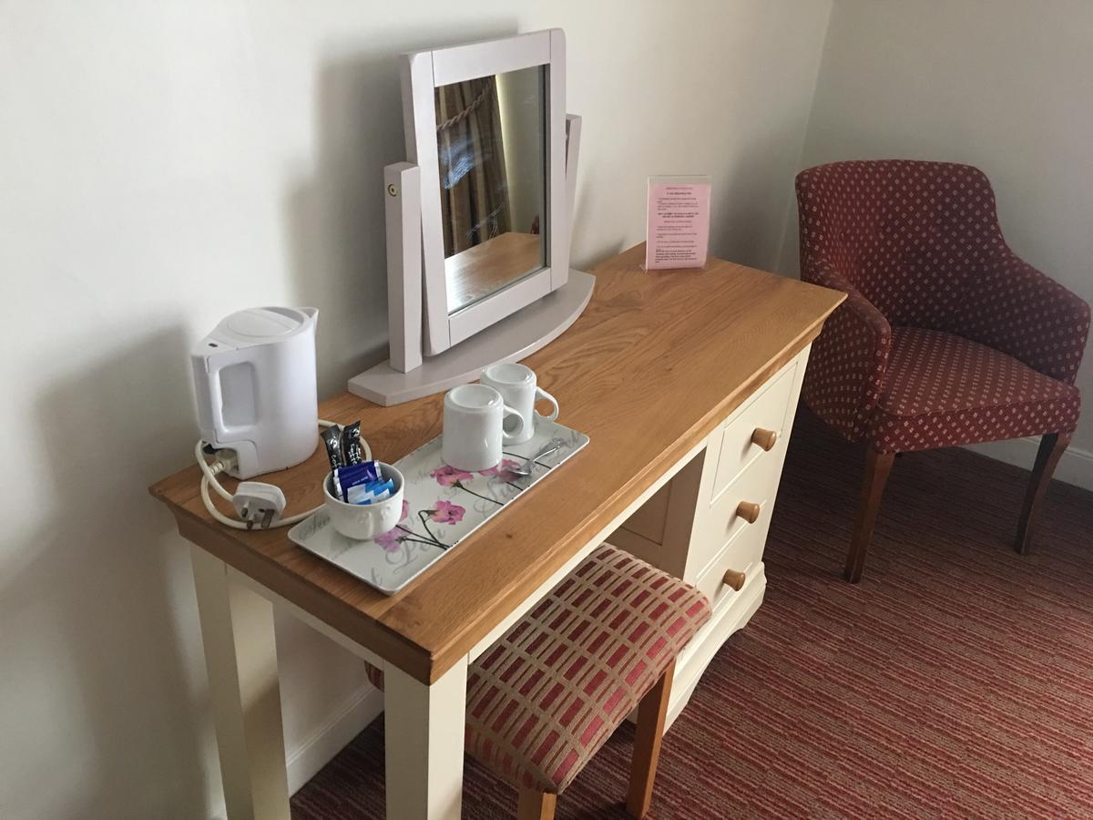 Winston Manor Guesthouse Rooms Churchill  Esterno foto