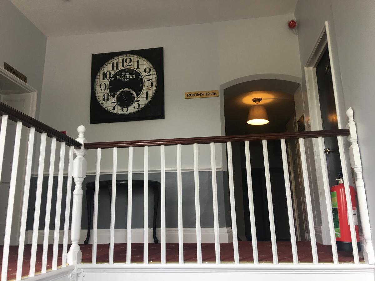 Winston Manor Guesthouse Rooms Churchill  Esterno foto
