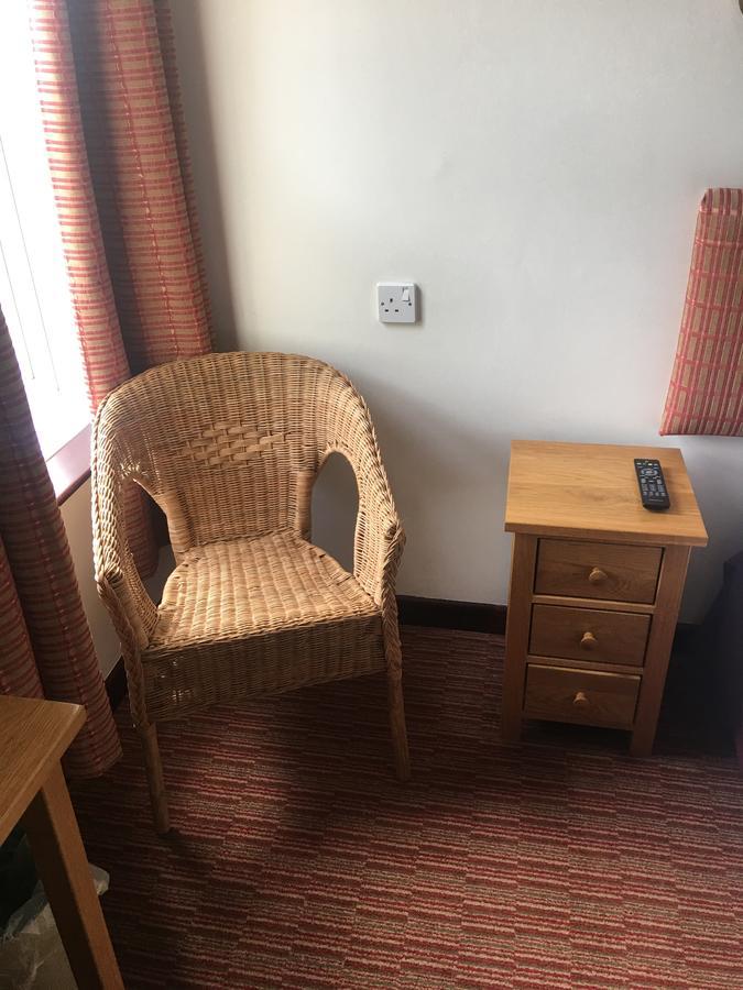 Winston Manor Guesthouse Rooms Churchill  Esterno foto