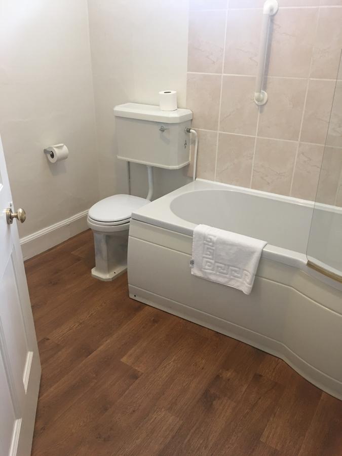 Winston Manor Guesthouse Rooms Churchill  Esterno foto