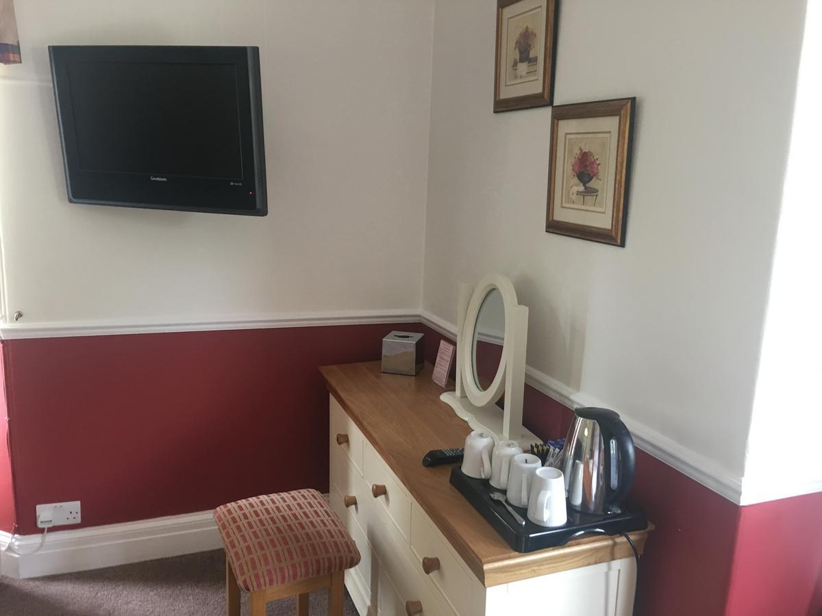 Winston Manor Guesthouse Rooms Churchill  Esterno foto